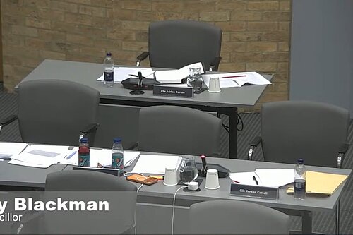 Councillor Ray Blackman and reform councillors nowhere to be seen